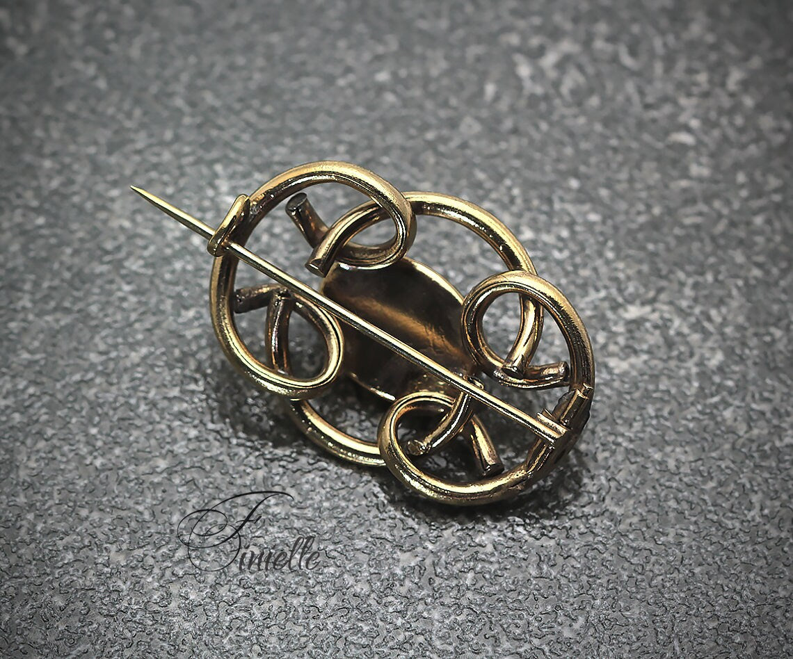 Antique Victorian Rolled Gold, Eternal Love Celtic Style Love Knot Small Brooch, Lapis Lazuli Glass, Gold-tone Vintage Jewellery