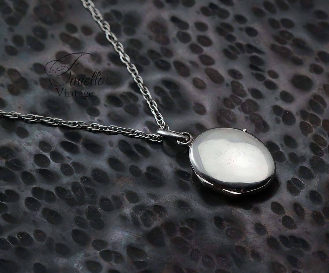 Vintage 1950's Sterling Silver Small Locket Pendant Necklace, Ornate Floral Locket, Sterling Silver Rope Chain, Gift for women