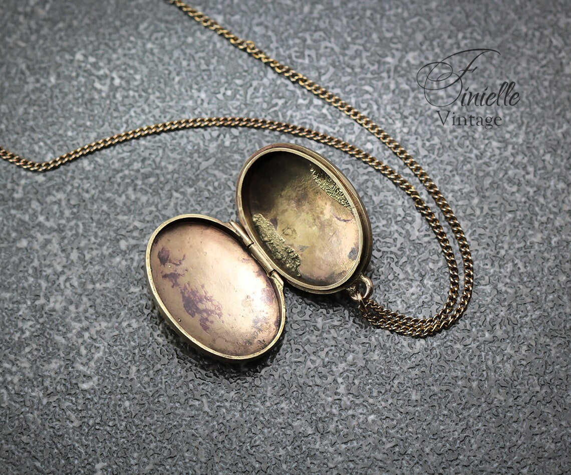 Rolled Gold Vintage 1920s Oval 2 Photo Locket Pendant Necklace, Engraved Ornate Floral, Gold Plated Chain, Unique Antique Jewelry