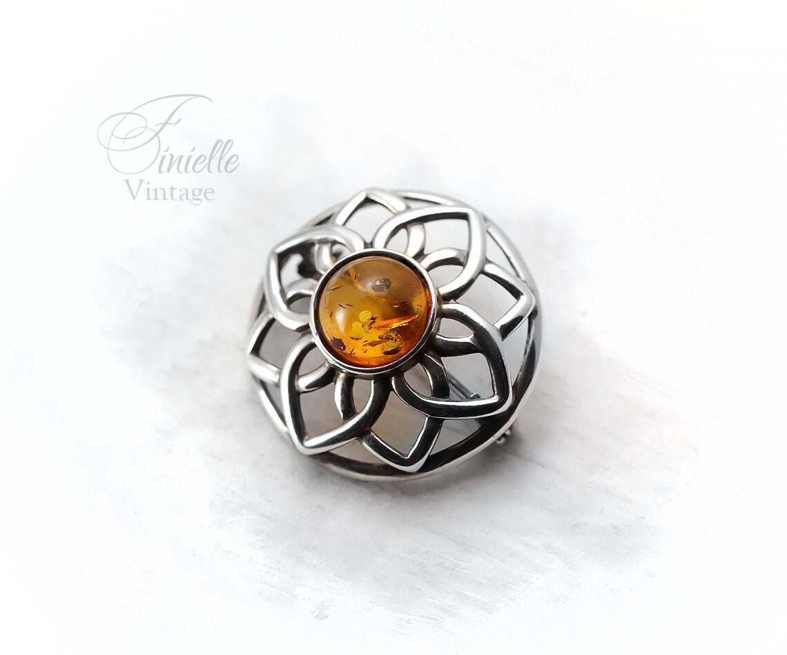 Vintage 1960-1970 Sterling Silver Round Flower Brooch, Baltic Amber, Stamped 925, Unique Gift Vintage Jewelry Jewellery
