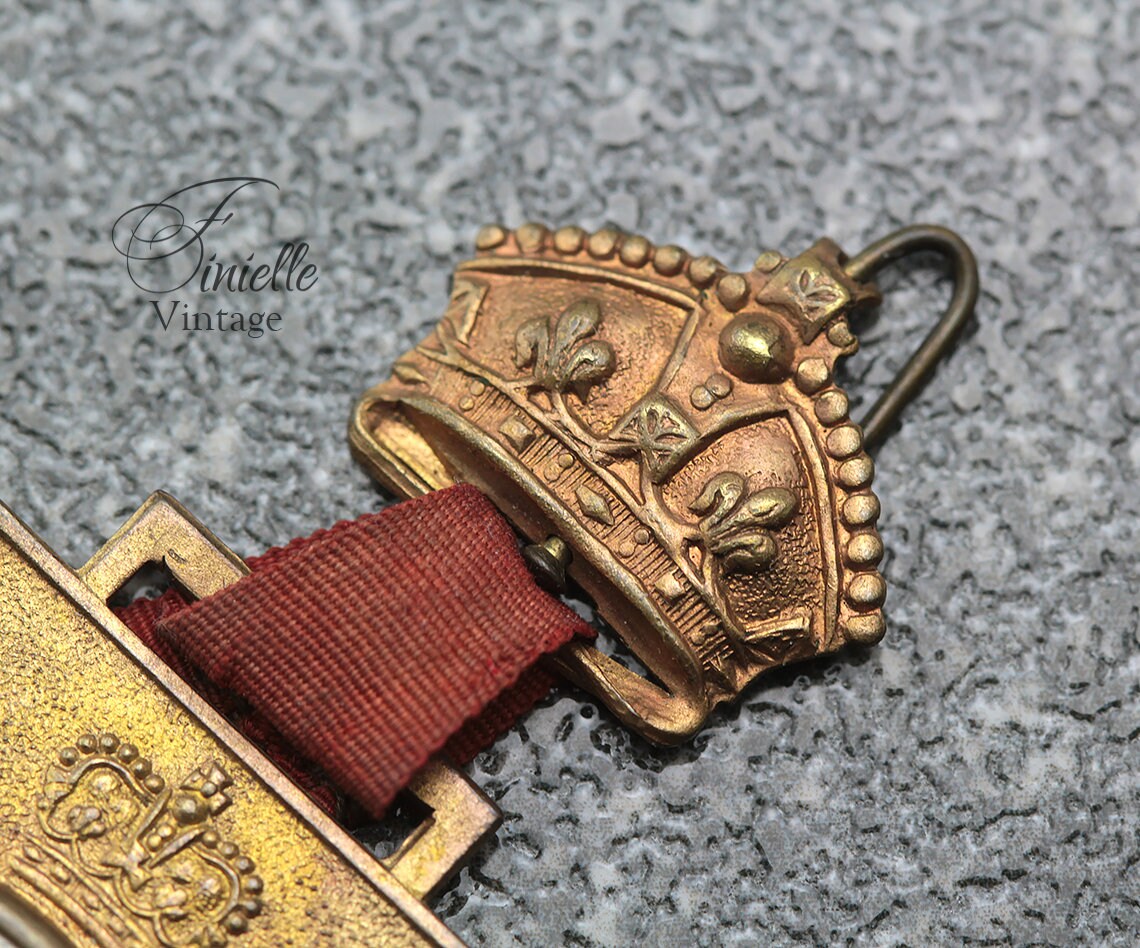 Antique 1897 Queen Victoria Diamond Jubilee Medal, Family Photo in Sepia, Cross Medal Badge, Antique Patina, Gold Plated Bronze, RARE item