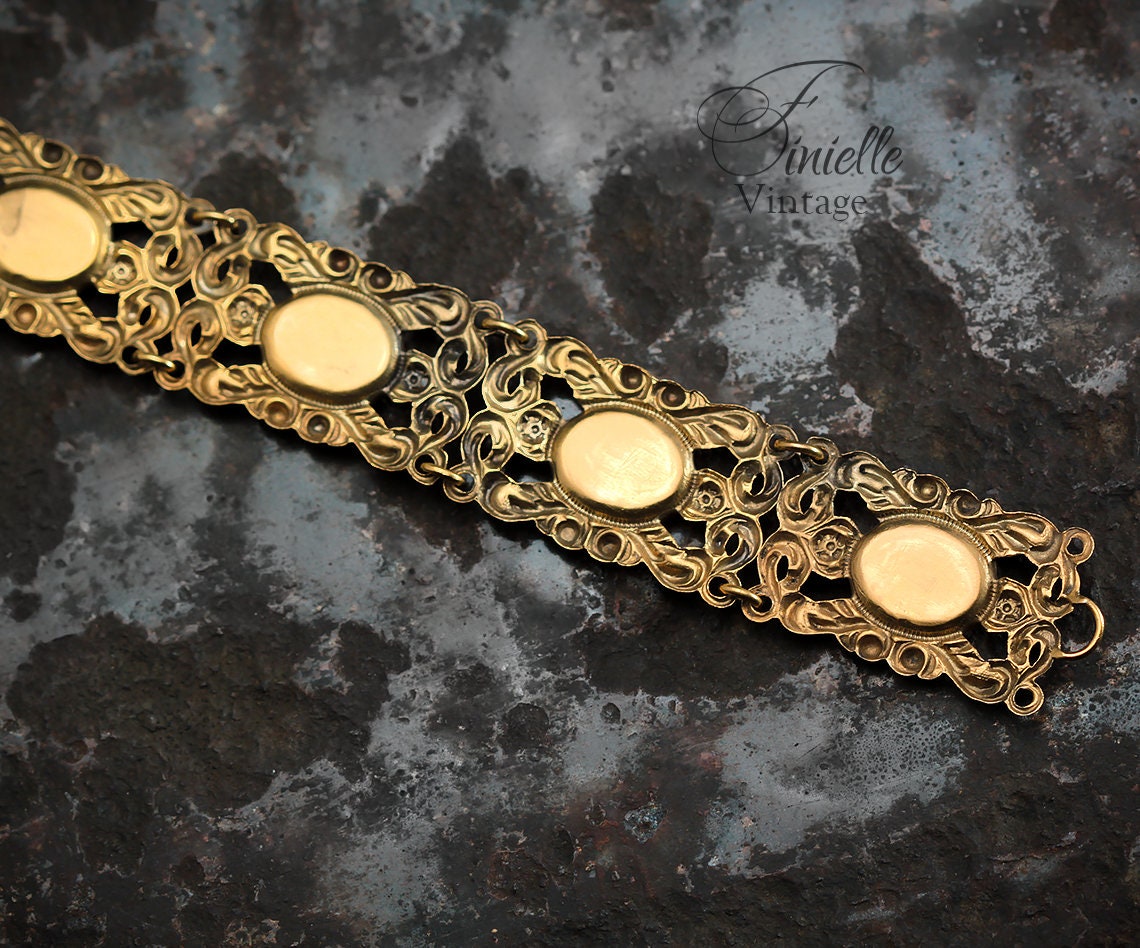 Vintage 1930s Art Deco Czech Filigree Panel Bracelet, Emerald Green Glass Rhinestones, Gold Plated Brass, Gold Tone Unique Gift Jewelry