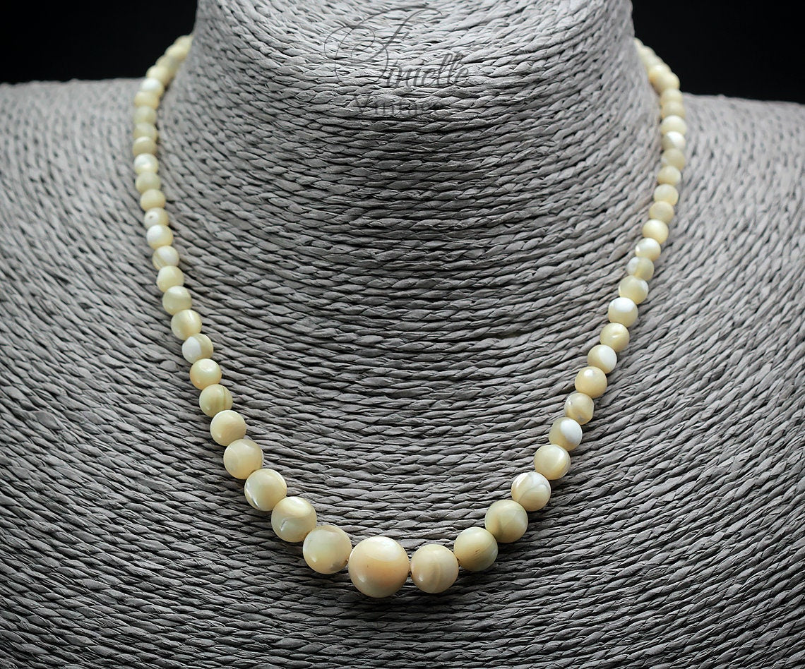 Antique, Vintage Art Deco c1920-1930s Mother of Pearl Round Beaded Strand Necklace, 73pcs, 40cm / 16'' Length, Unique Gift Jewelry Jewellery