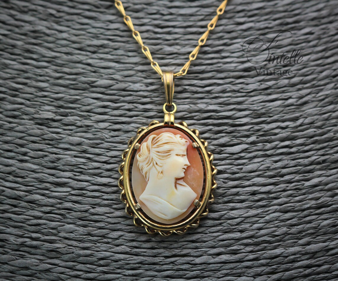 Vintage 1940s Art Deco Hand Carved Rolled Gold Shell Cameo Pendant Necklace, Arrow Kollmar & Jourdan Germany, Unique Gift Jewelry Jewellery