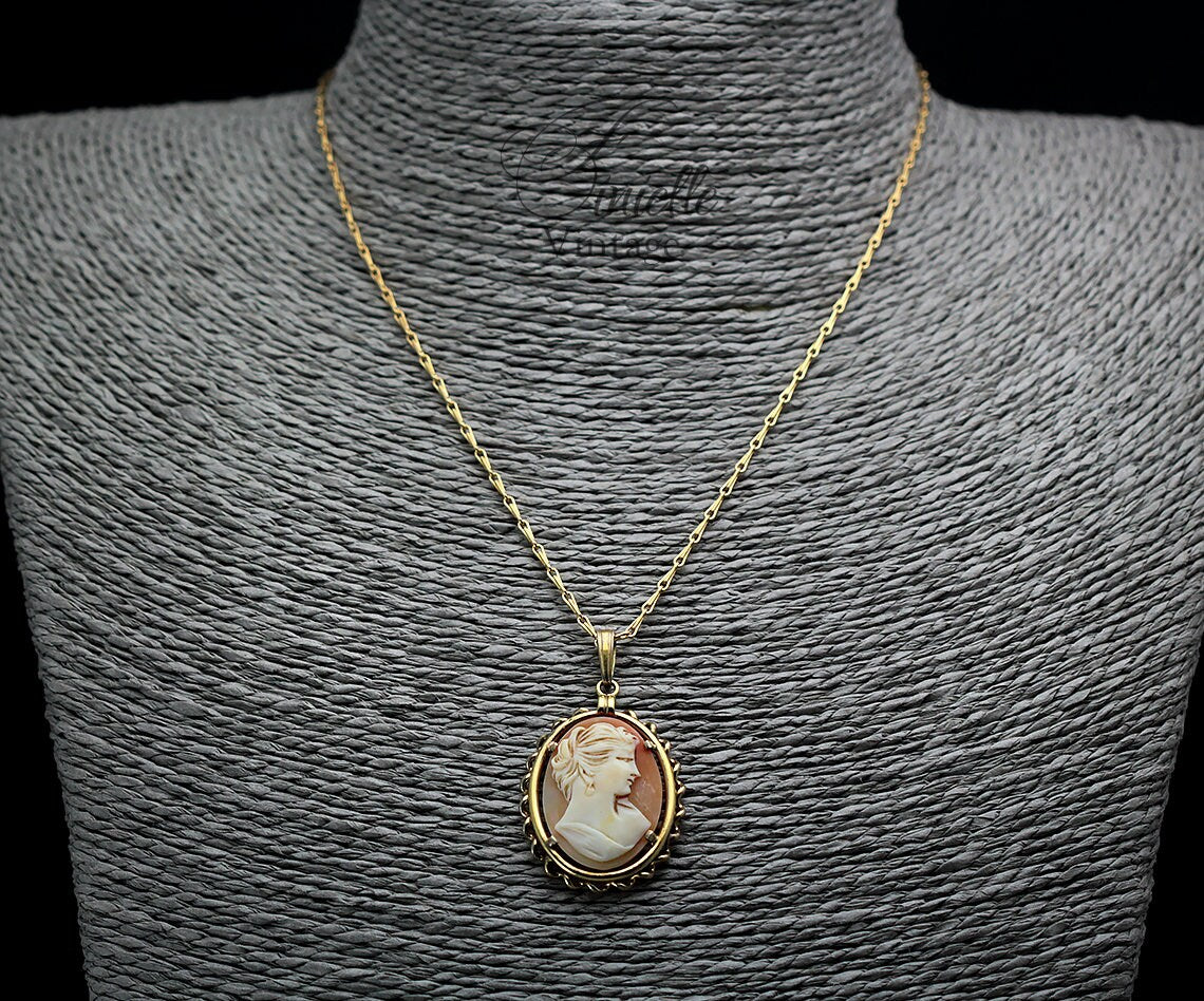 Vintage 1940s Art Deco Hand Carved Rolled Gold Shell Cameo Pendant Necklace, Arrow Kollmar & Jourdan Germany, Unique Gift Jewelry Jewellery