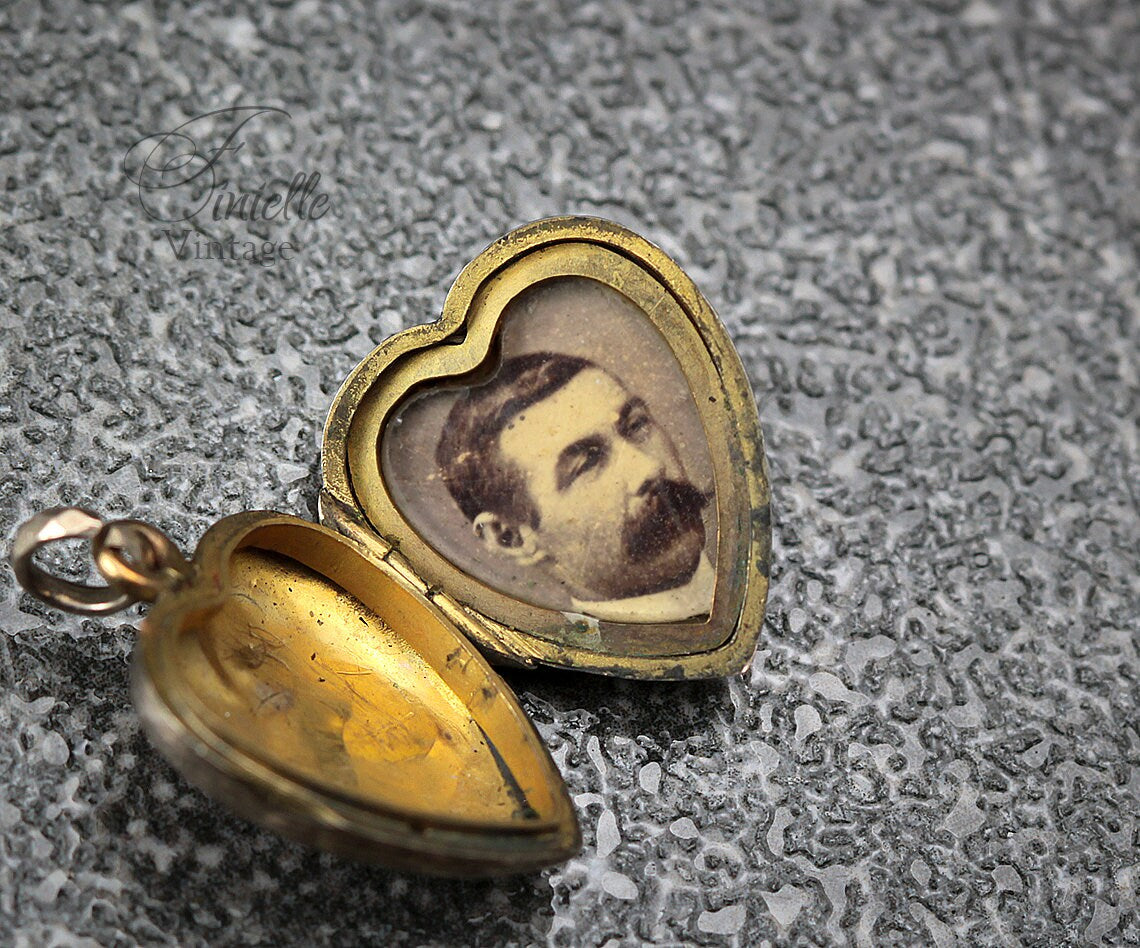 Antique Edwardian Era Photo Fob Heart Locket Pendant, 9Ct Gold, Sepia Photo, Floral Engraved, Antique Patina, Unique Jewelry Jewellery