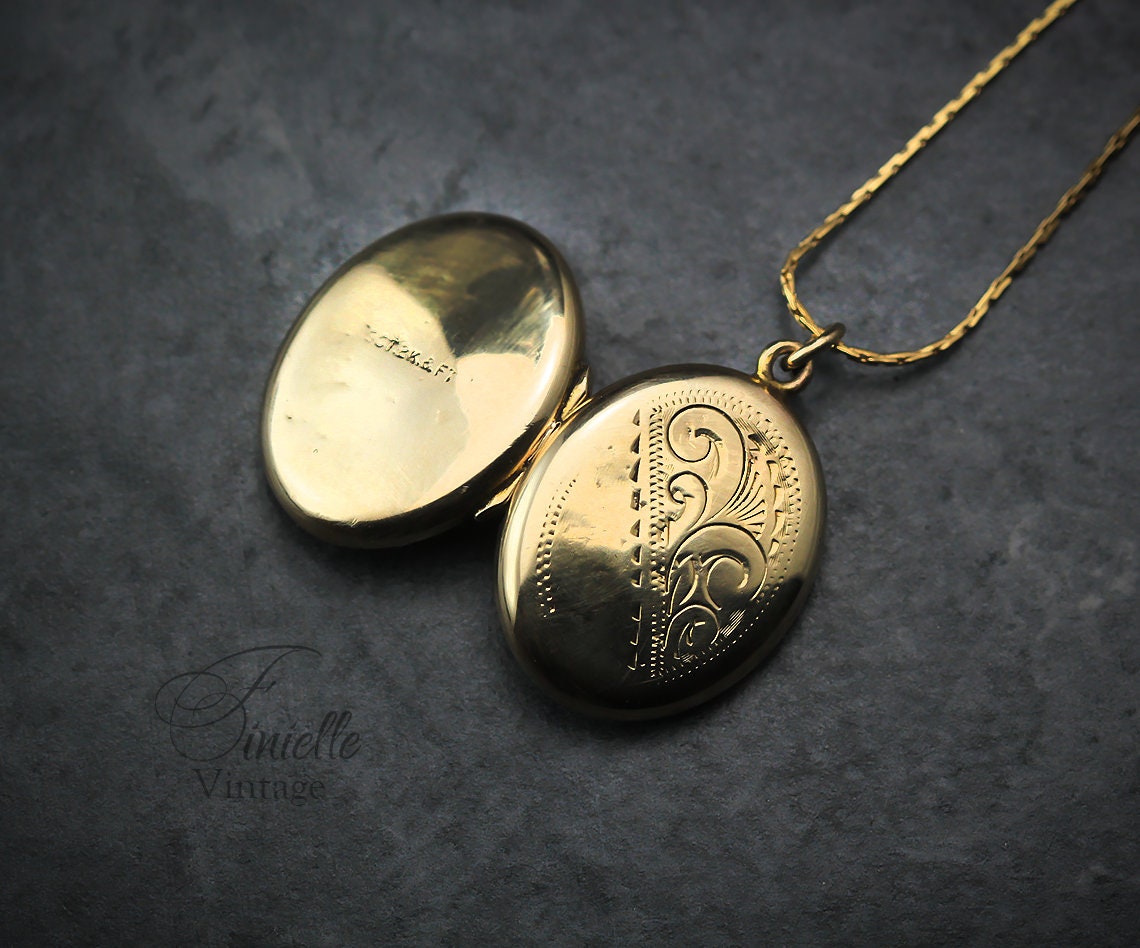 Vintage 1960s Oval 9ct Yellow Gold Photo Locket Pendant Necklace, Signed BK&FT, 14Ct Gold Filled 16" Chain, Unique Vintage Gift Jewelry