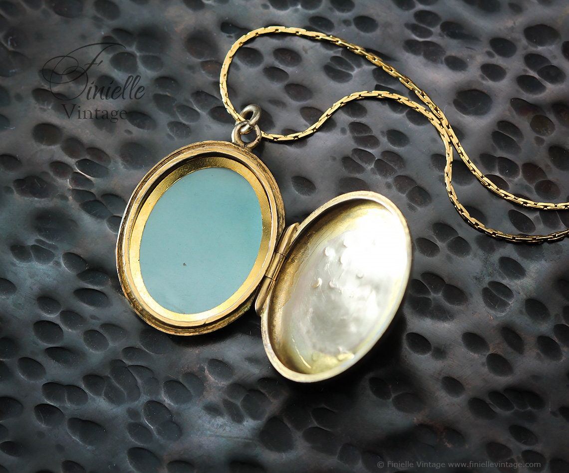 Vintage 1960s Oval 9ct Yellow Gold Photo Locket Pendant Necklace, Signed BK&FT, 14Ct Gold Filled 16" Chain, Unique Vintage Gift Jewelry