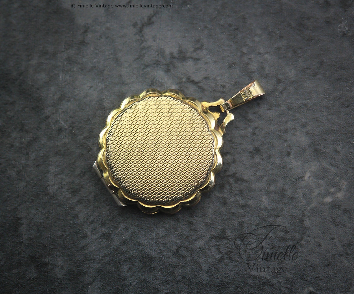 Vintage 1970s 14Ct Rolled Gold Floral Engraved Ornate Fancy Shape 2 Photo Small Locket Pendant, Maker K&L Kordes and Lichtenfels