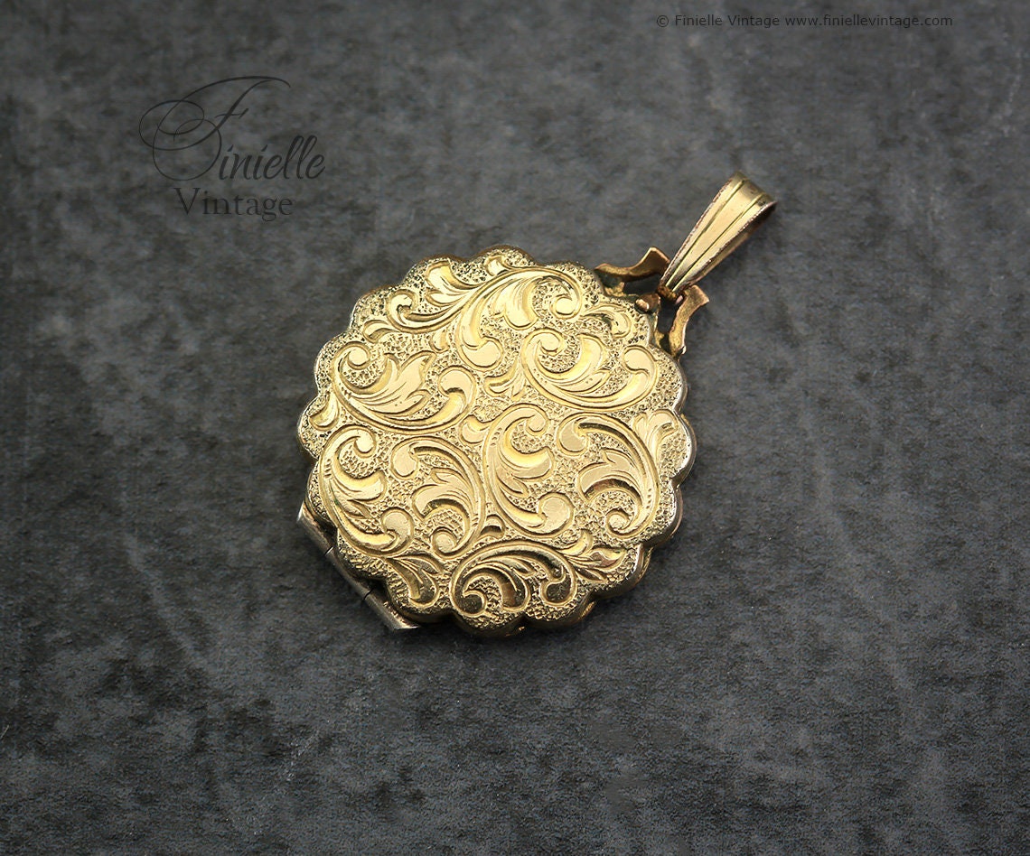 Vintage 1970s 14Ct Rolled Gold Floral Engraved Ornate Fancy Shape 2 Photo Small Locket Pendant, Maker K&L Kordes and Lichtenfels