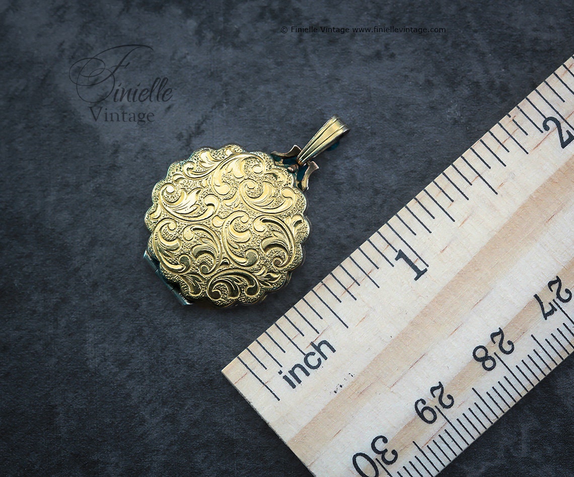 Vintage 1970s 14Ct Rolled Gold Floral Engraved Ornate Fancy Shape 2 Photo Small Locket Pendant, Maker K&L Kordes and Lichtenfels