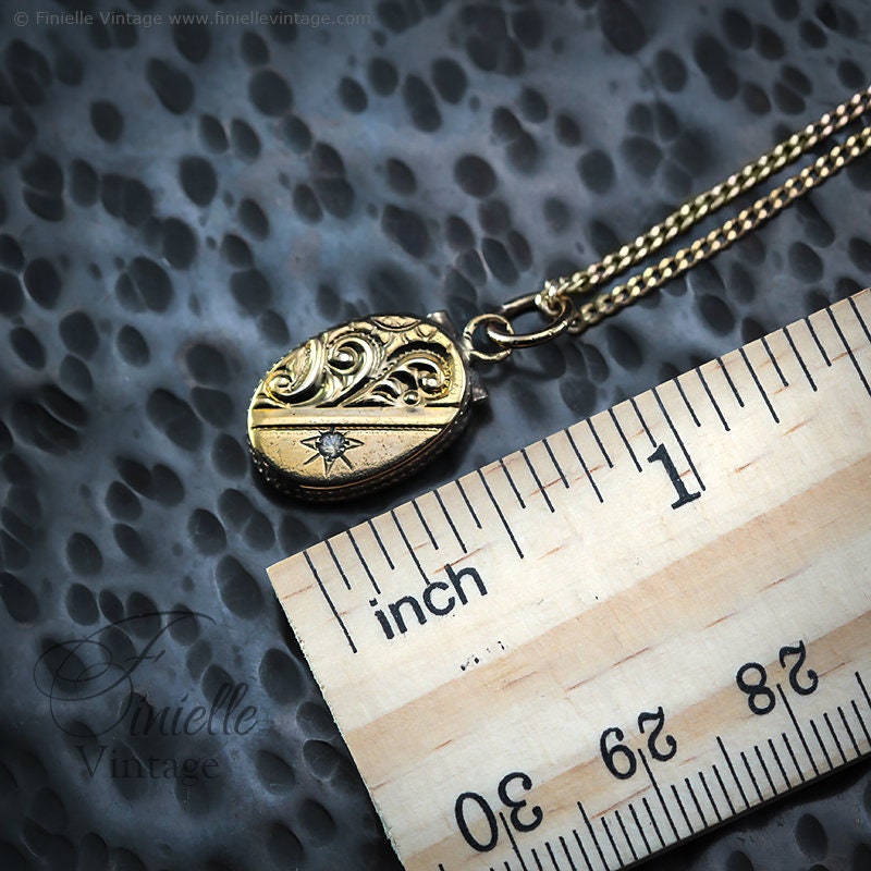 Antique Vintage Art Deco Era 1920-30s Rolled Gold Ornate Oval Shape 2 Photo Small Locket Pendant, 18.1" Necklace, Gold Plated Brass Chain