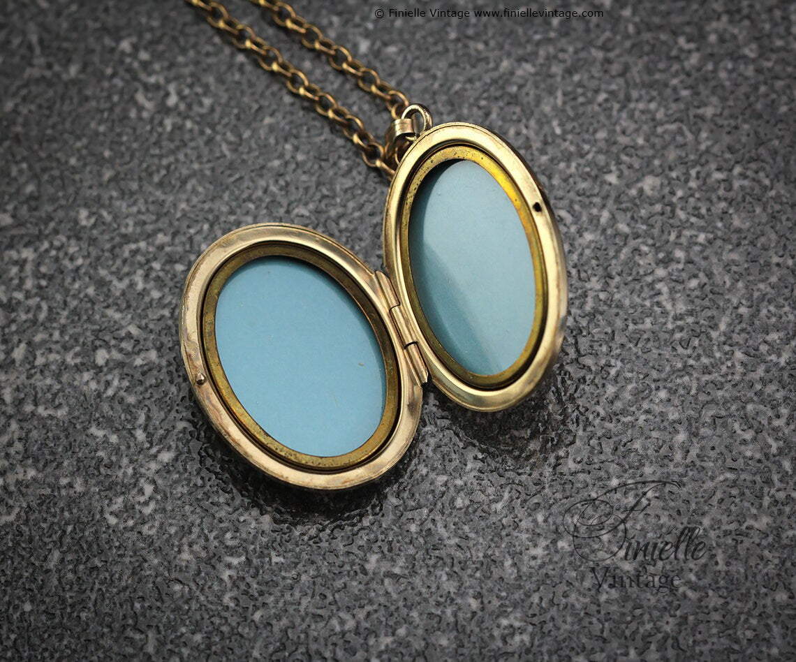 Vintage 1970s 12Ct Rolled Gold Engraved Ornate Oval Shape 2 Photo Locket Pendant, 21" Necklace, Gold Plated Brass Chain
