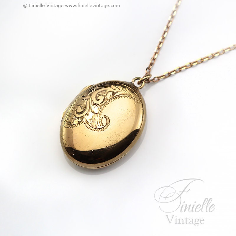 Antique Vintage Art Deco Era 1920-1930s Rolled Gold Engraved Ornate Oval Shape 2 Photo Locket Pendant, 19" Necklace, Gold Plated Brass Chain