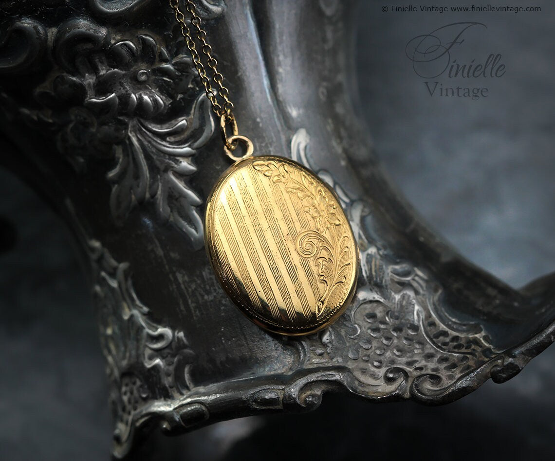Vintage 1940-1950s 14Ct Rolled Gold Floral Engraved Ornate Oval Shape 2 Photo Locket Pendant, Maker K&L Kordes and Lichtenfels, Unique Gift