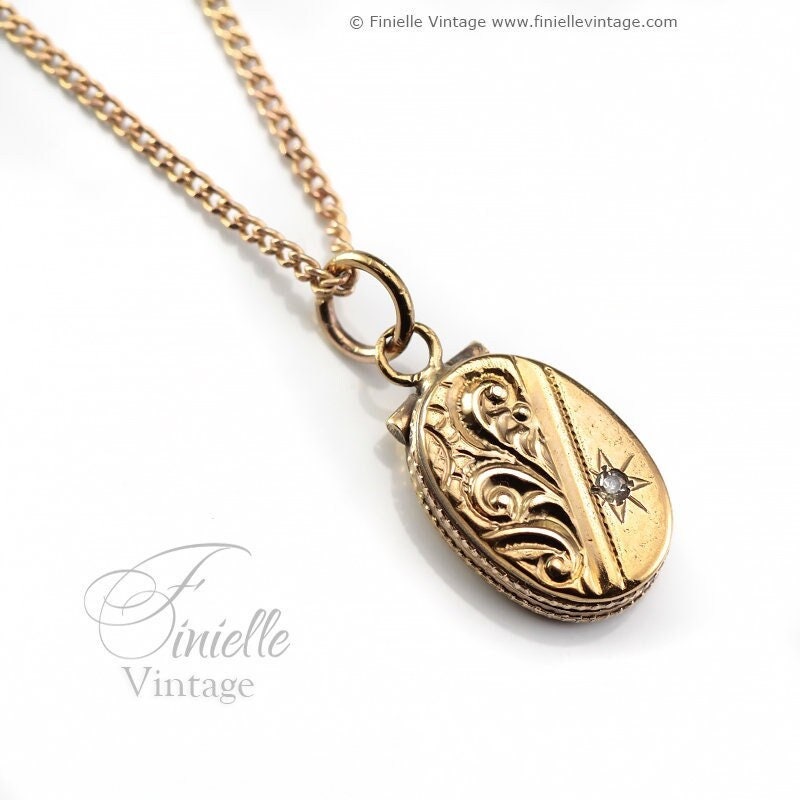 Antique Vintage Art Deco Era 1920-30s Rolled Gold Ornate Oval Shape 2 Photo Small Locket Pendant, 18.1" Necklace, Gold Plated Brass Chain