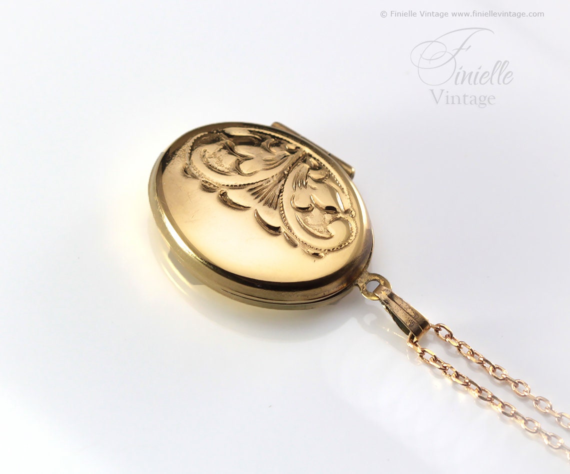 Vintage 1960s 12Ct Rolled Gold Engraved Ornate Oval Shape 2 Photo Locket Pendant, 20" Necklace, Gold Plated Brass Chain