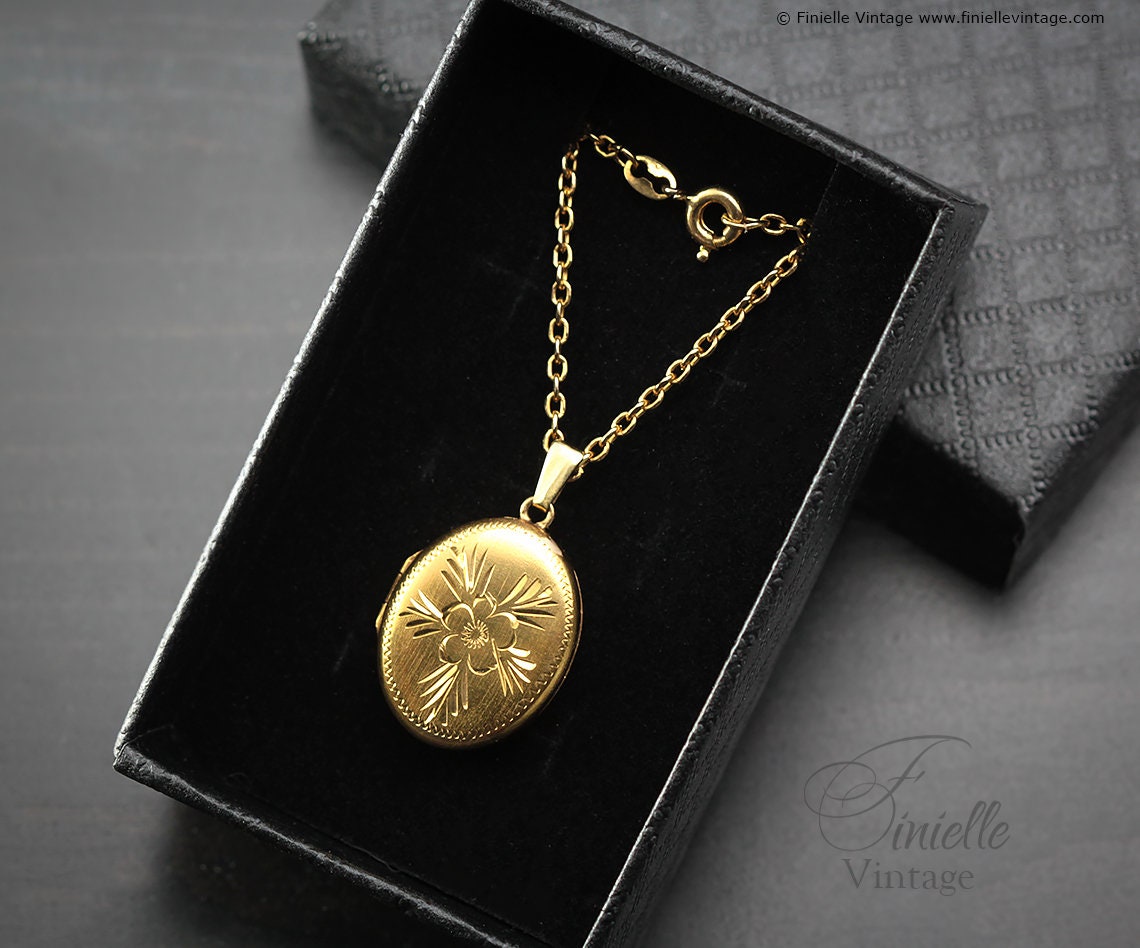 Vintage 1970s 14Ct Rolled Gold Floral Engraved Oval 2 Photo Locket Pendant Necklace, 18Ct Gold Plated 19" Chain, Unique Vintage Gift Jewelry