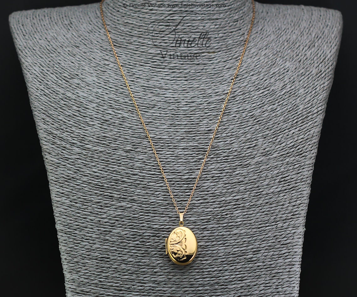 Vintage 1960s 12Ct Rolled Gold Engraved Ornate Oval Shape 2 Photo Locket Pendant, 20" Necklace, Gold Plated Brass Chain