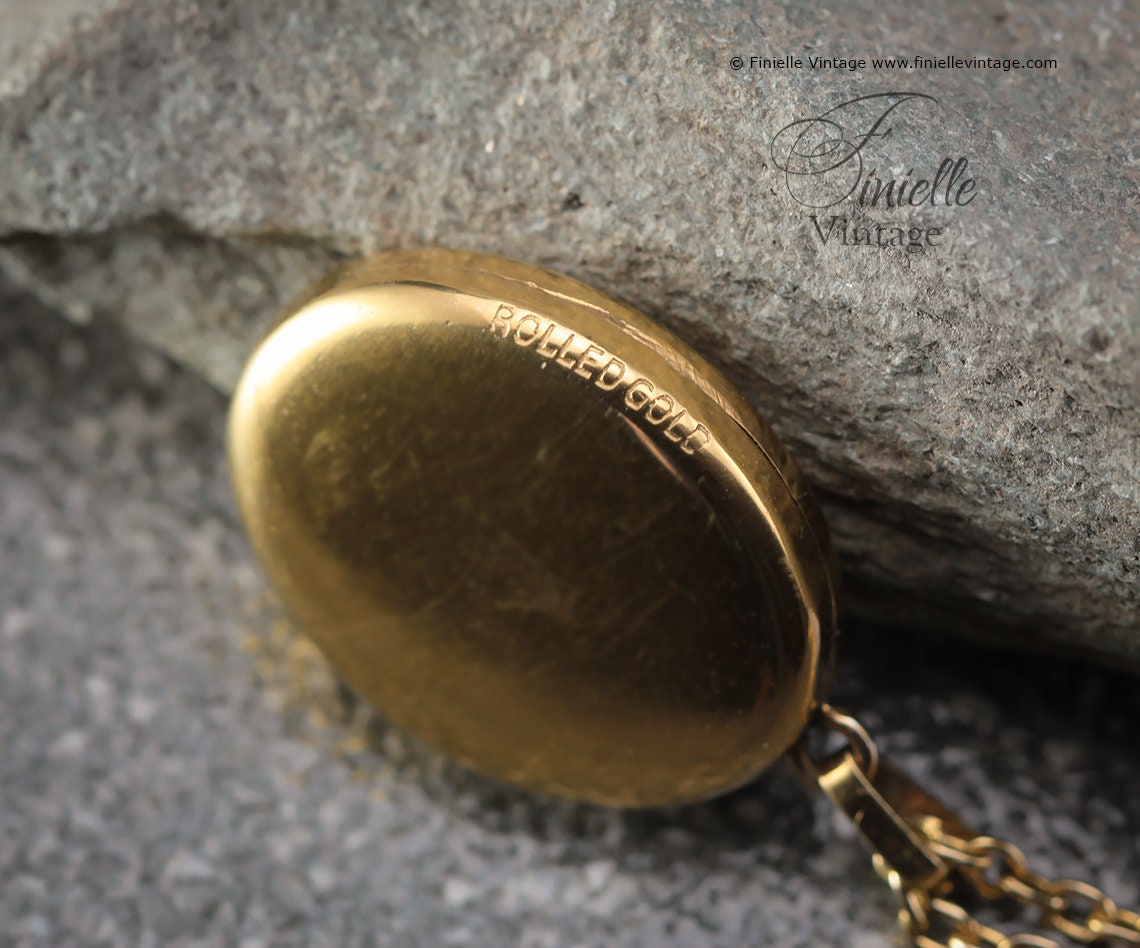 Vintage 1970s 14Ct Rolled Gold Floral Engraved Oval 2 Photo Locket Pendant Necklace, 18Ct Gold Plated 19" Chain, Unique Vintage Gift Jewelry