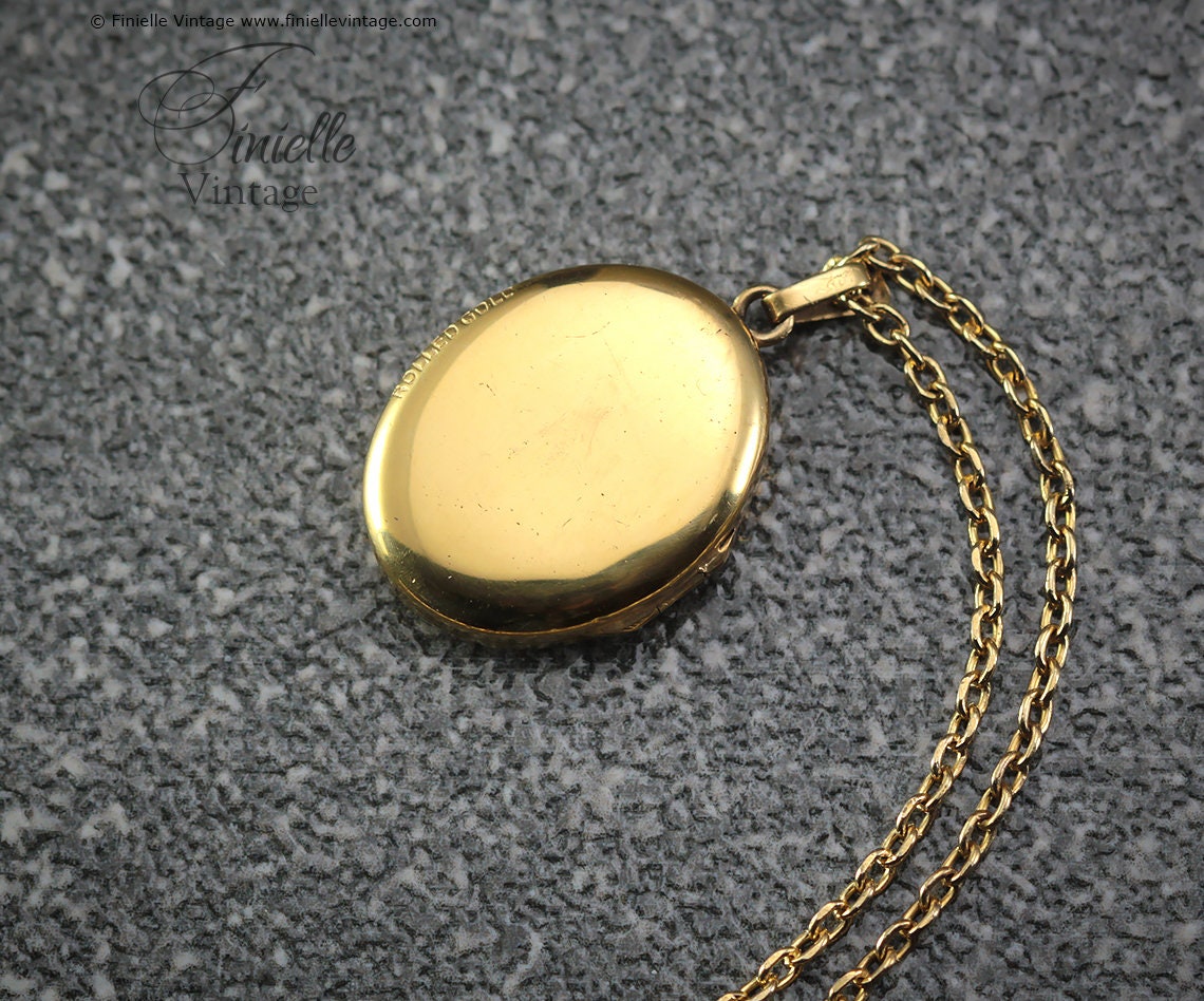 Vintage 1970s 14Ct Rolled Gold Floral Engraved Oval 2 Photo Locket Pendant Necklace, 18Ct Gold Plated 19" Chain, Unique Vintage Gift Jewelry