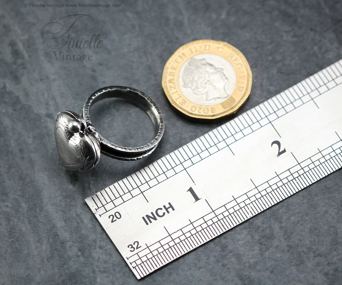 Sterling Silver Art Deco Era Engraved 2 Photo Heart Locket, Handmade Solid Silver Hammered Ring, Unique Gift for Her