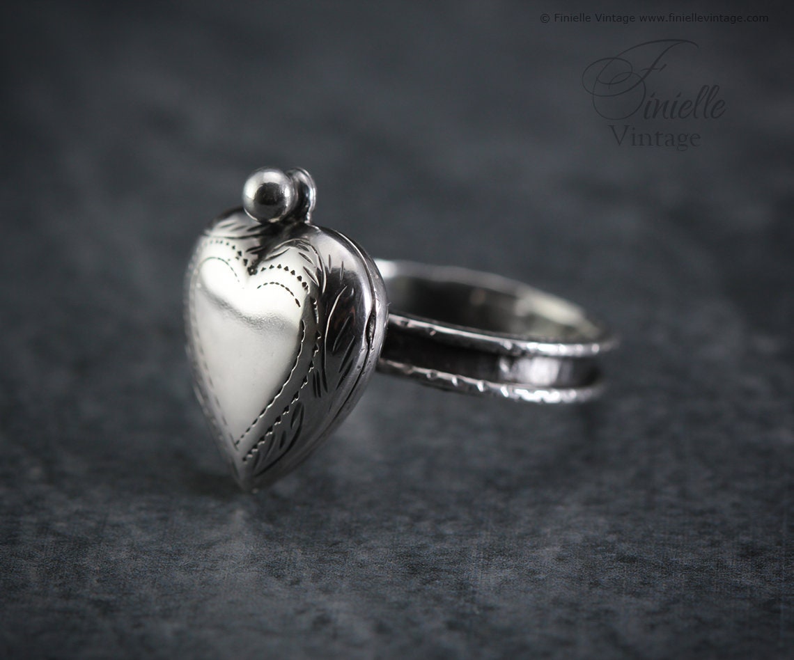 Sterling Silver Art Deco Era Engraved 2 Photo Heart Locket, Handmade Solid Silver Hammered Ring, Unique Gift for Her