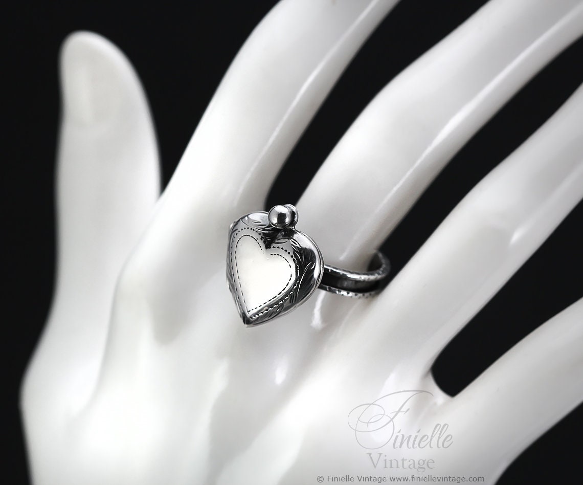 Sterling Silver Art Deco Era Engraved 2 Photo Heart Locket, Handmade Solid Silver Hammered Ring, Unique Gift for Her