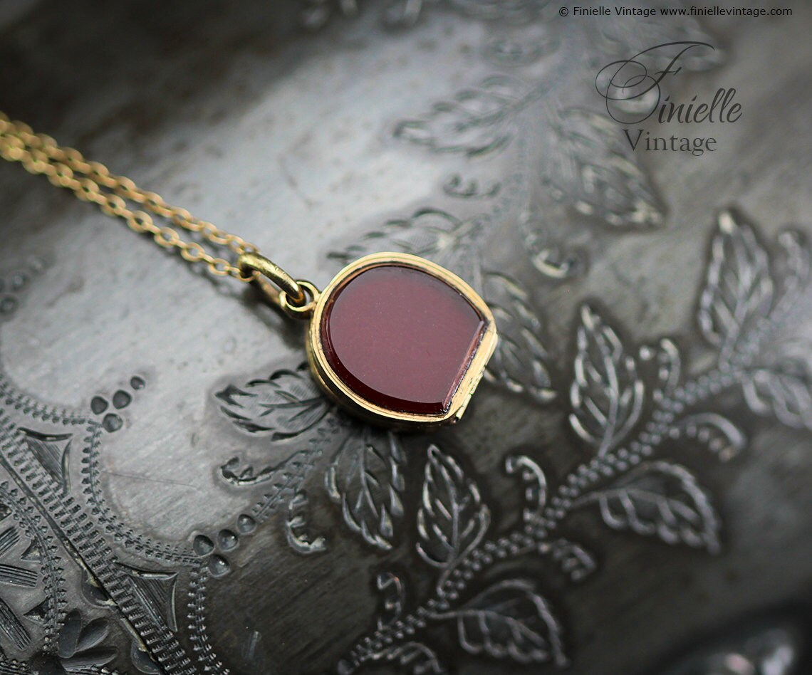 Vintage 1950s, 18Ct Gold Filled, Unique Shape, Horseshoe, Lucky Charm Small Carnelian Locket Pendant, 18Ct Gold Plated 23" Necklace