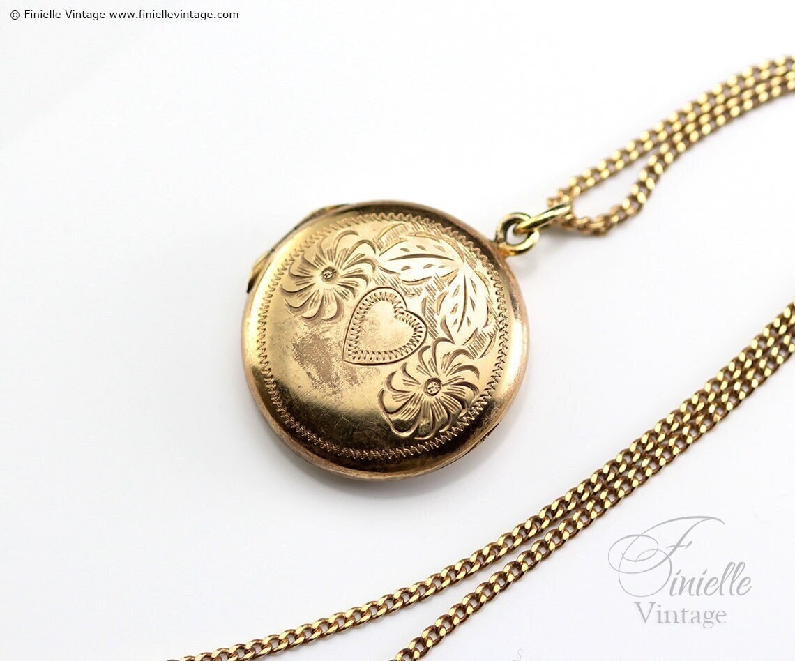 Antique Victorian Era 14Ct Rolled Gold Hand Engraved Floral Heart, Round 2 Photos Locket Pendant Necklace, 18Ct Yellow Gold Plated 17" Chain