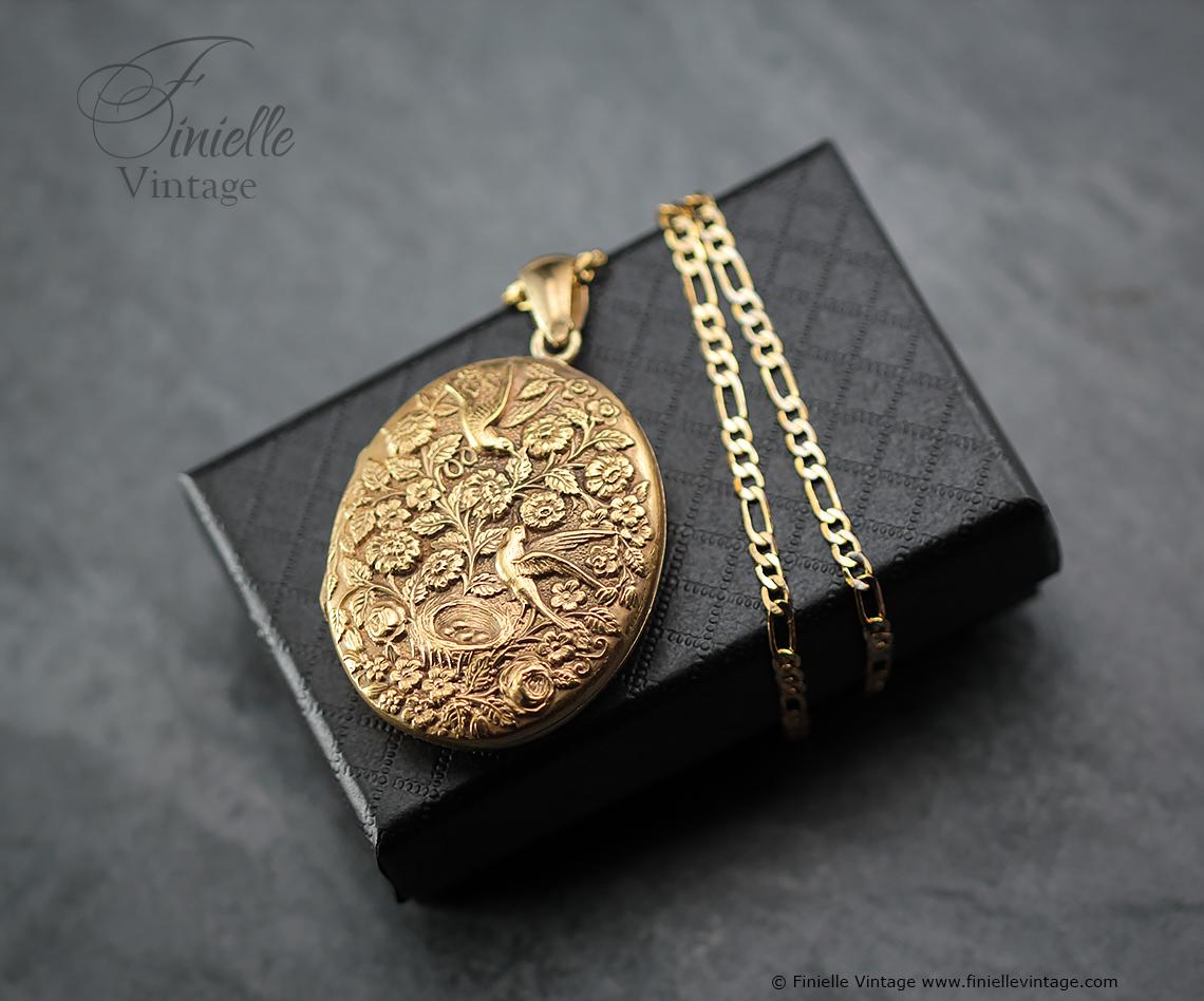 Vintage, Victorian Revival, 1960s Large 18Ct Gold Plated, Two Photos Locket – Birds and Nest Floral Engraving