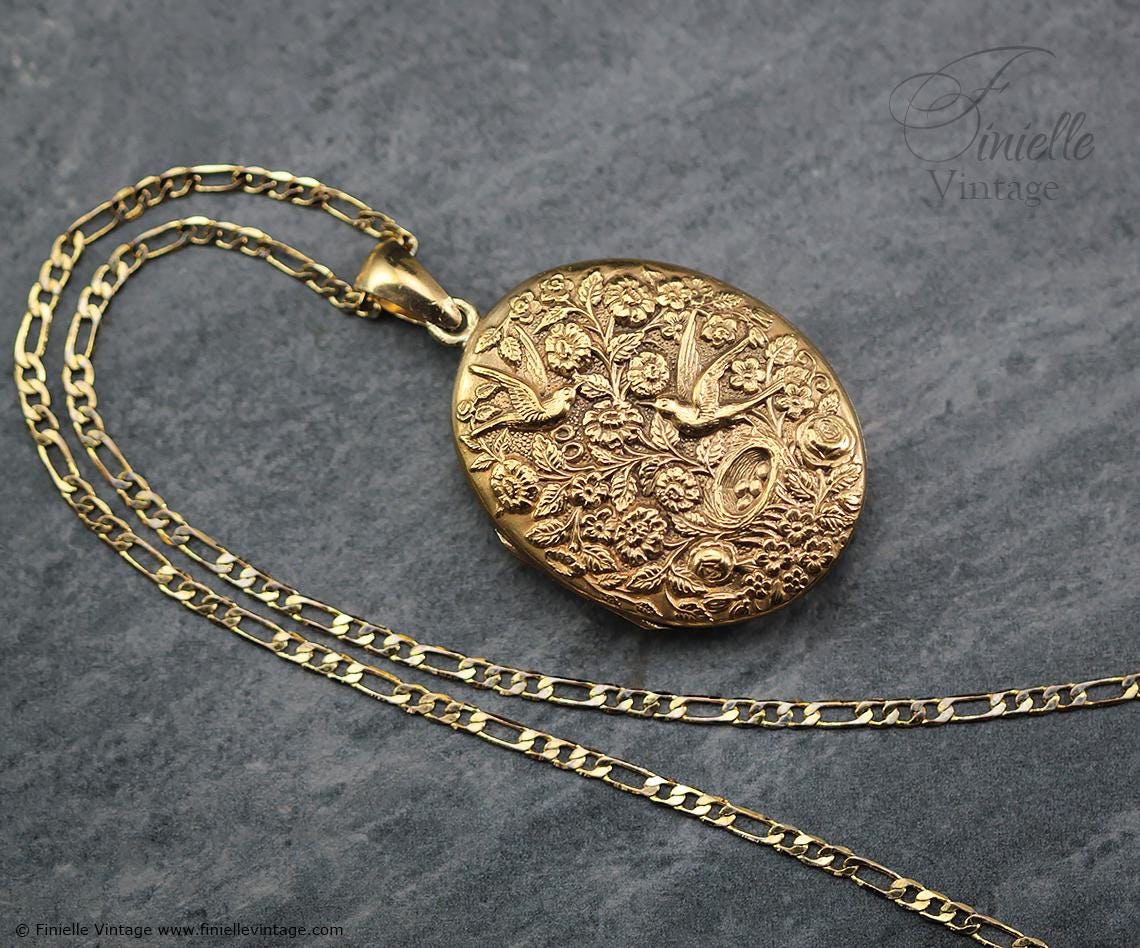 Vintage, Victorian Revival, 1960s Large 18Ct Gold Plated, Two Photos Locket – Birds and Nest Floral Engraving