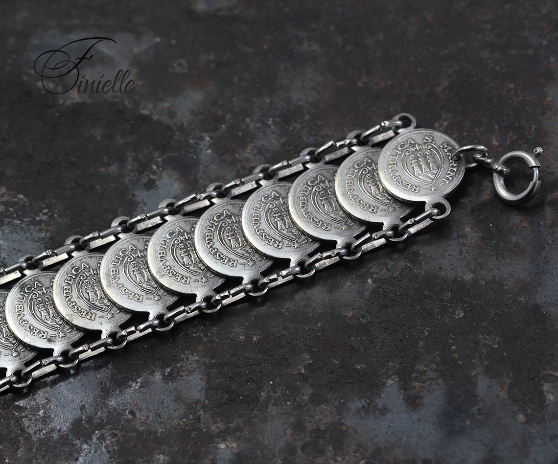 Vintage Coin Bracelet 1960's, Souvenir of San Marini, Scudi 1698, Boho Jewelry, Faux Coin Bracelet, Republic of San Marino, Silver Plated