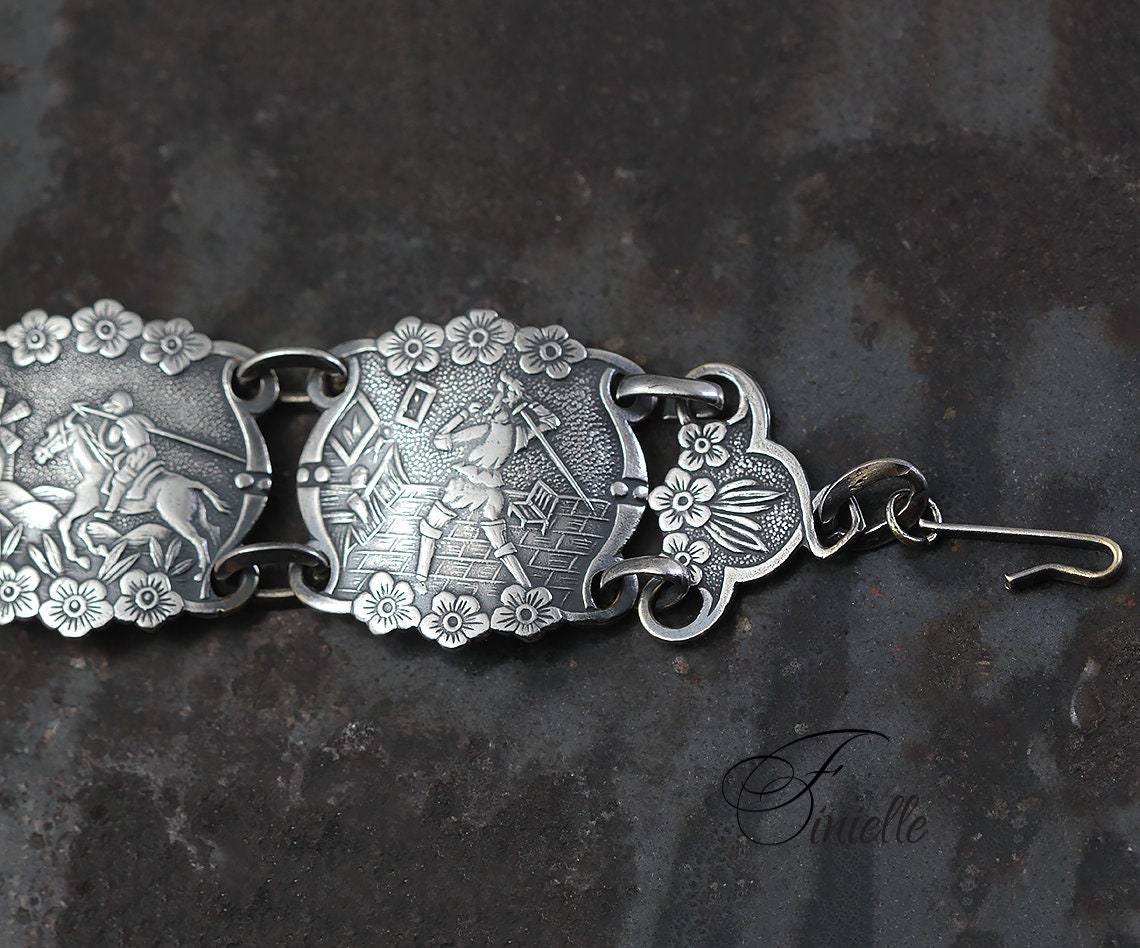 Silver Plated, Vintage 1950's, Spanish Cervantes Don Quixote Story Panel Bracelet, Vintage Spanish Jewelry, Art Nouveau style Jewellery