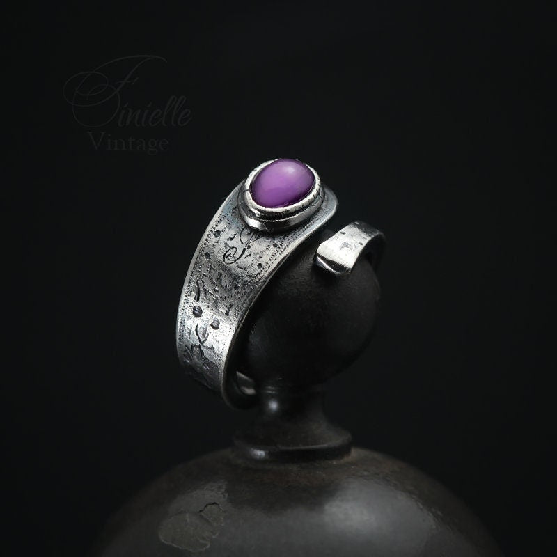 Vintage, Silver Plated Floral Ornate Spoon Ring, Moonglow Bohemian Purple Glass, Antique Style Jewelry Jewellery, Unique Gift for Women