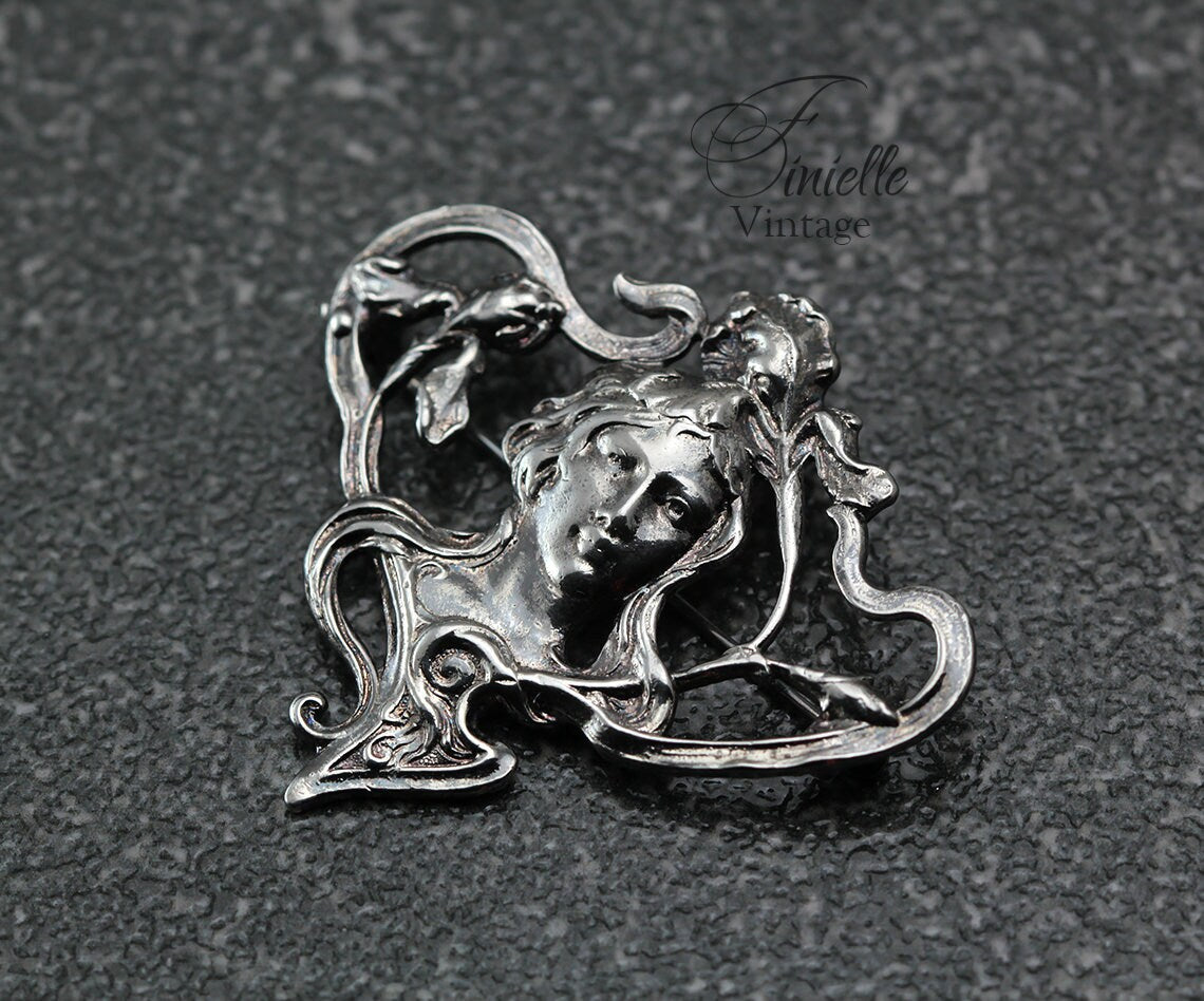 Vintage 1980s Silver Plated Art Nouveau Style Brooch, Aesthetic Lady Head, Romantic Pin, Unique Gift Vintage Jewelry Jewellery