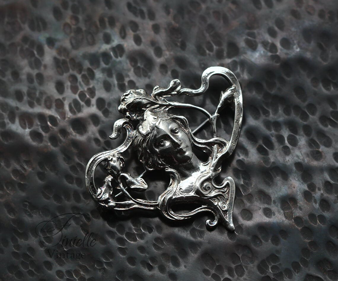 Vintage 1980s Silver Plated Art Nouveau Style Brooch, Aesthetic Lady Head, Romantic Pin, Unique Gift Vintage Jewelry Jewellery