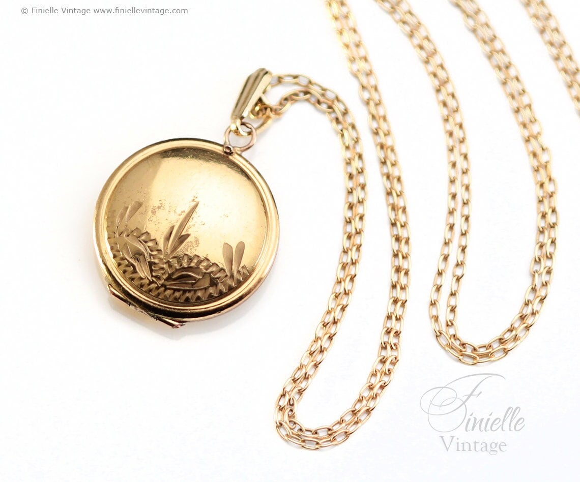 Vintage 1950s 14Ct Rolled Gold Hand Engraved Ornate, Round 2 Photos Small Locket Pendant Necklace, 18Ct Gold Plated 22" Chain