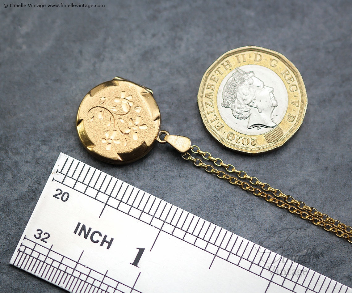 Vintage 1972, 22Ct Gold Plated Sterling Silver, Hand Engraved Flowers, Round Photos Locket Pendant Necklace, Gold Plated Solid Silver Chain