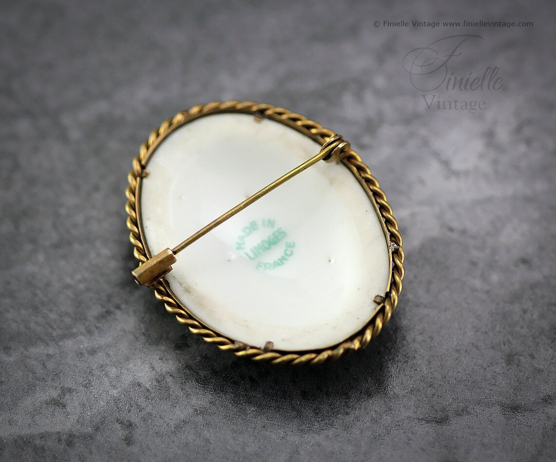 Antique Art Deco Era 1920s Oval Porcelain Picture Brooch Pin, Limoges France, Hand Painted Romantic Scene Outdoors, Unique Antique Gift