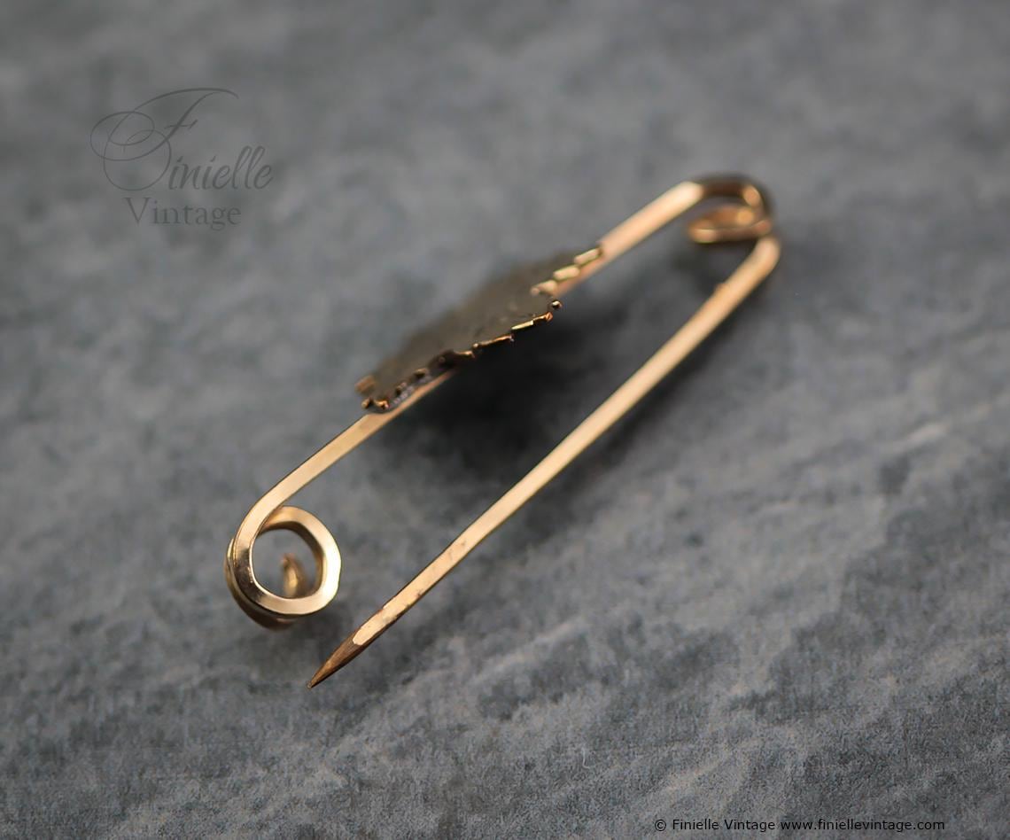 Antique Victorian 14Ct Rolled Gold Maple Leaf Brooch – Engraved "Kathleen" – Bar Pin Scarf Clip – c.1890s Personalized Gift