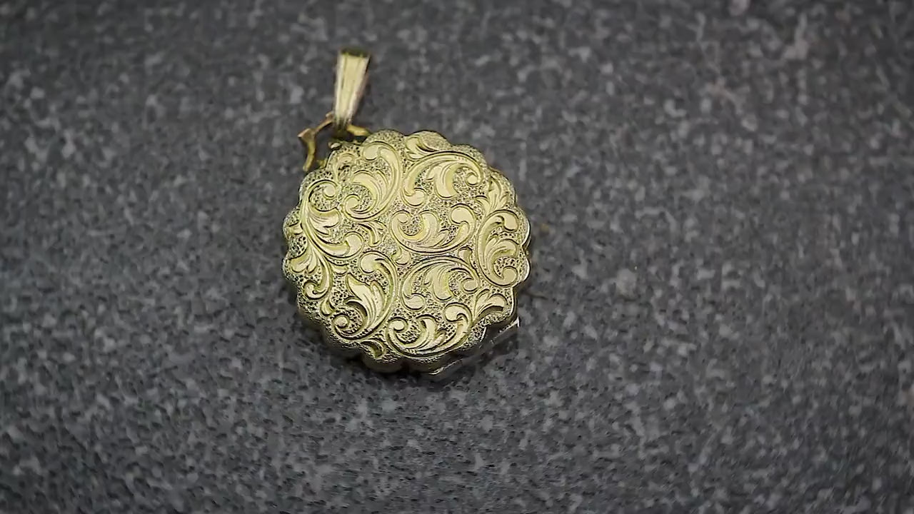 Vintage 1970s 14Ct Rolled Gold Floral Engraved Ornate Fancy Shape 2 Photo Small Locket Pendant, Maker K&L Kordes and Lichtenfels