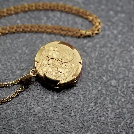 Vintage 1972, 22Ct Gold Plated Sterling Silver, Hand Engraved Flowers, Round Photos Locket Pendant Necklace, Gold Plated Solid Silver Chain