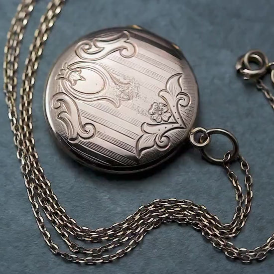 Vintage 1940s Large Round Photo Locket Necklace Pendant, Rose Gold Plated, Front and Back Ornate Pattern, Rose Gold Plated Chain