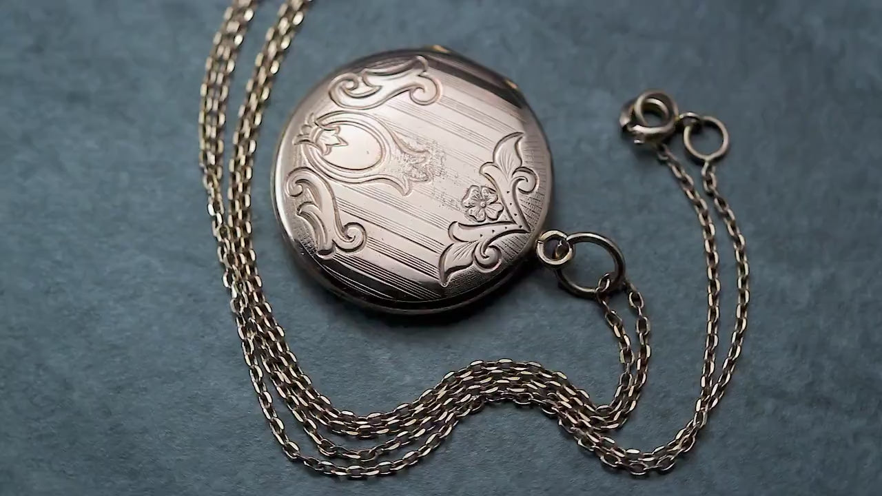 Vintage 1940s Large Round Photo Locket Necklace Pendant, Rose Gold Plated, Front and Back Ornate Pattern, Rose Gold Plated Chain