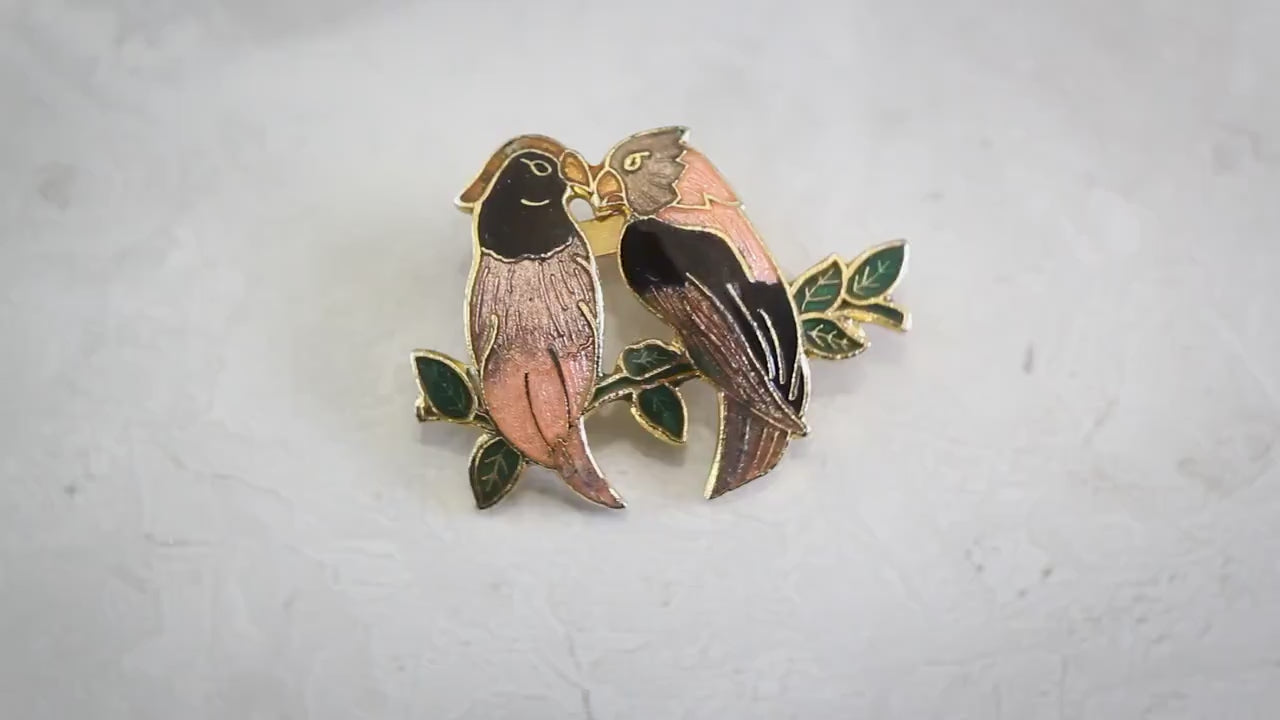 Vintage 1980s, Enamel Cloisonné, Floral, Pair Parrots Sweetheart Brooch, Love Birds, Gold Tone, Unique Vintage Jewelry Jewellery